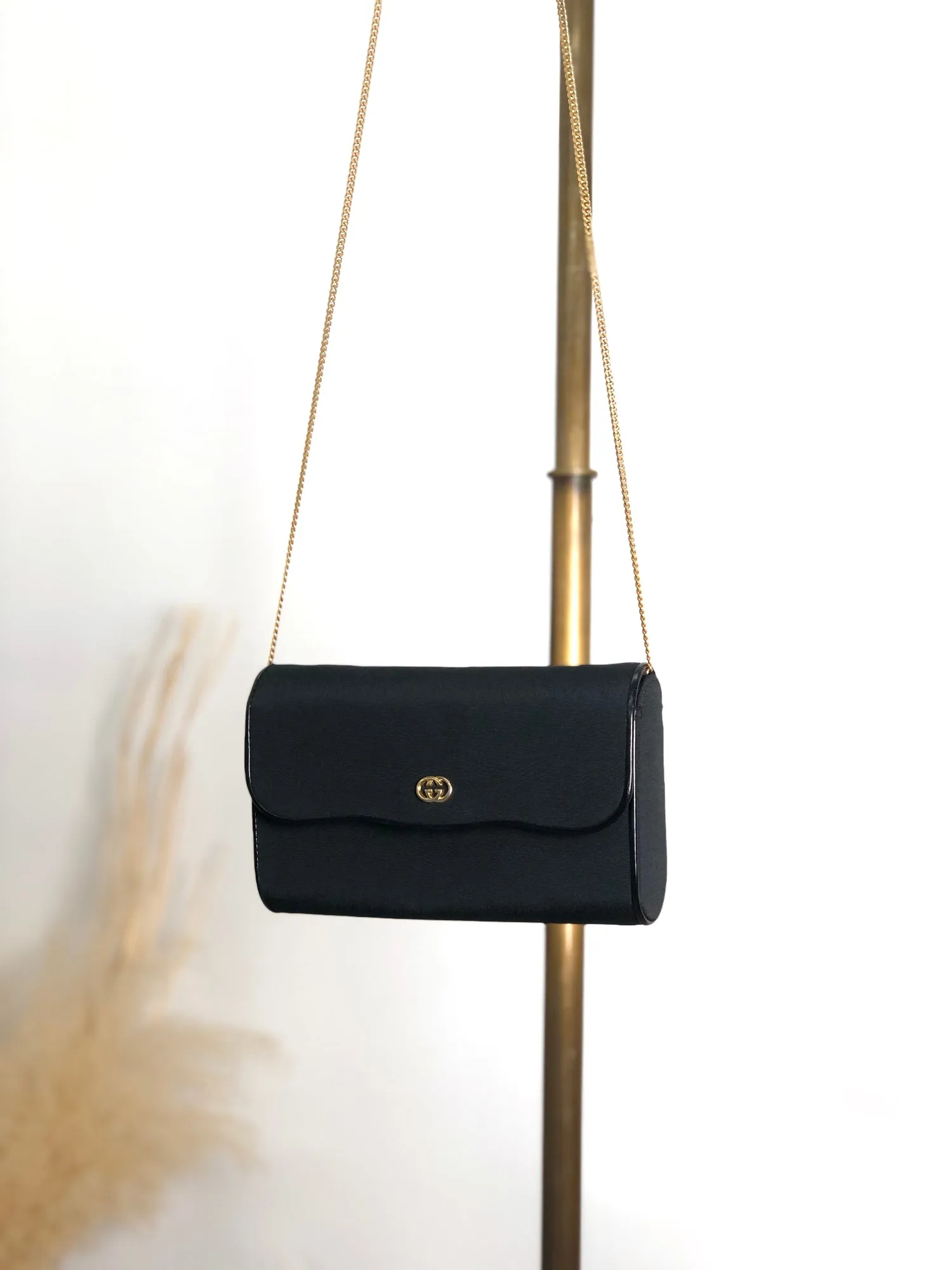 GUCCI Interlocking Chain Shoulder bag Black Vintage c5t5sp