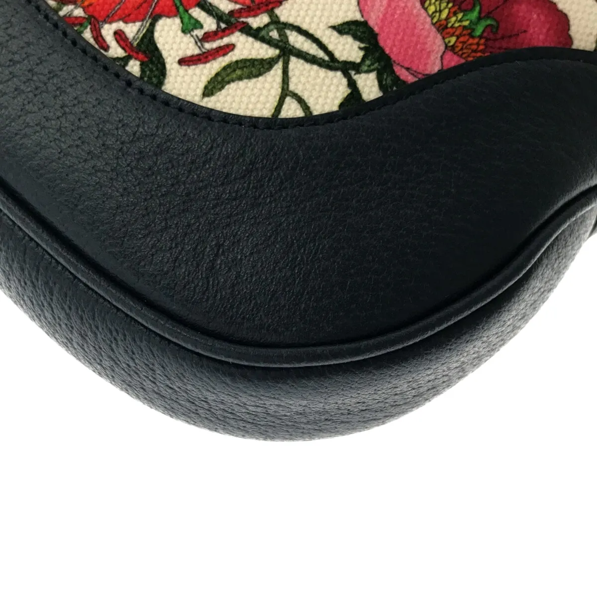 Gucci Jackie Shoulder Bag