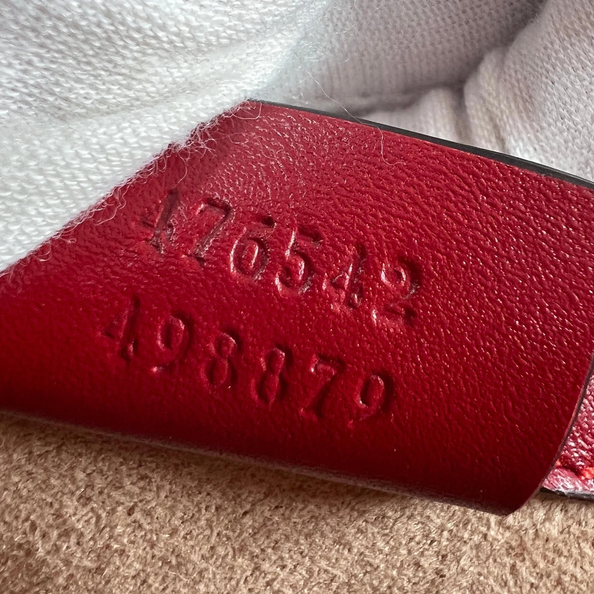Gucci Queen Margeret Shoulder Bag TWS