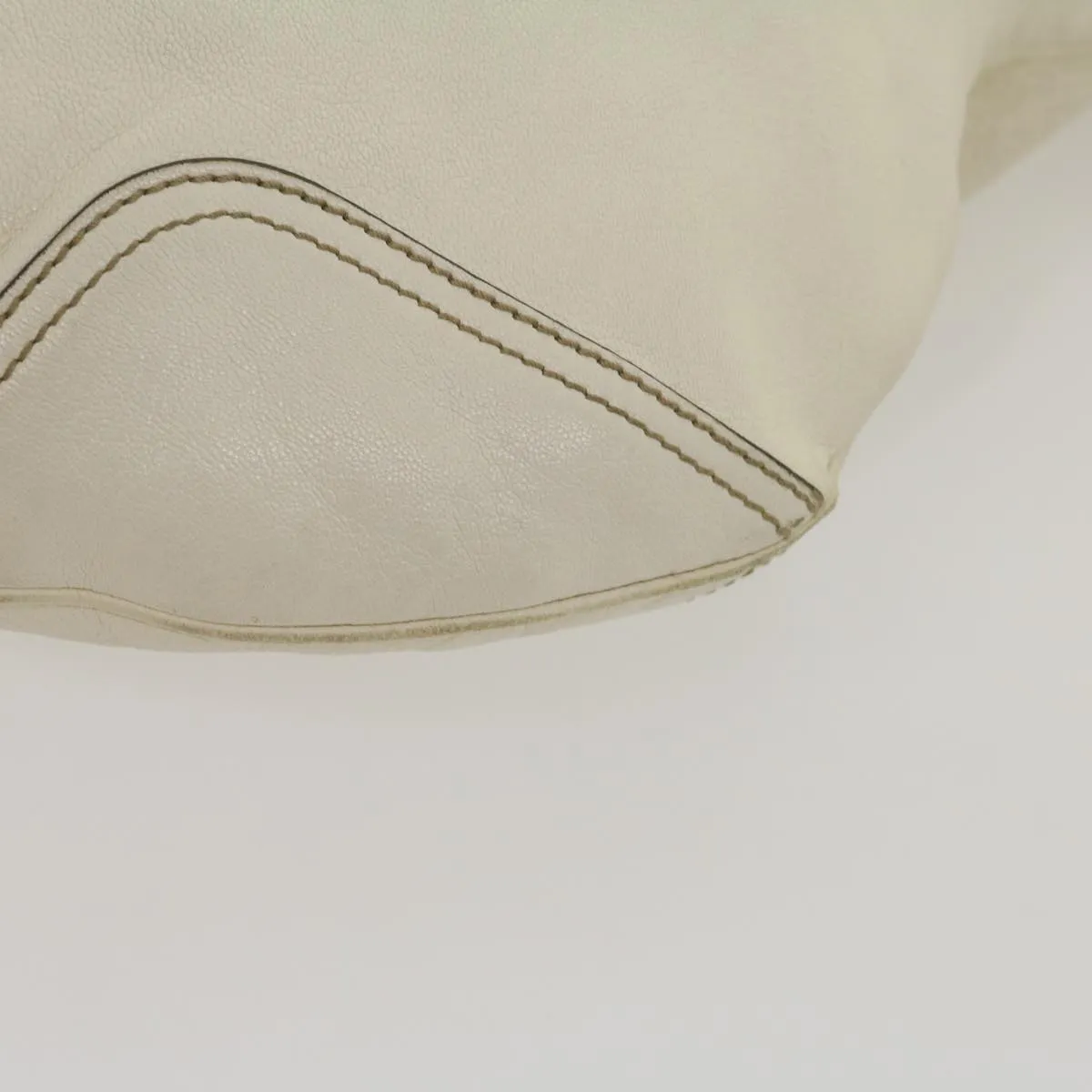 GUCCI Shoulder Bag Leather White  am2557g