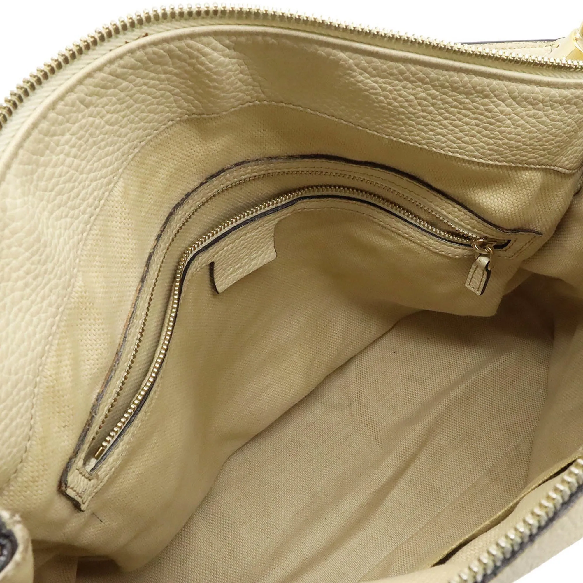 GUCCI Soho Interlocking G Tassel Shoulder Bag Handbag Leather Ivory 408825