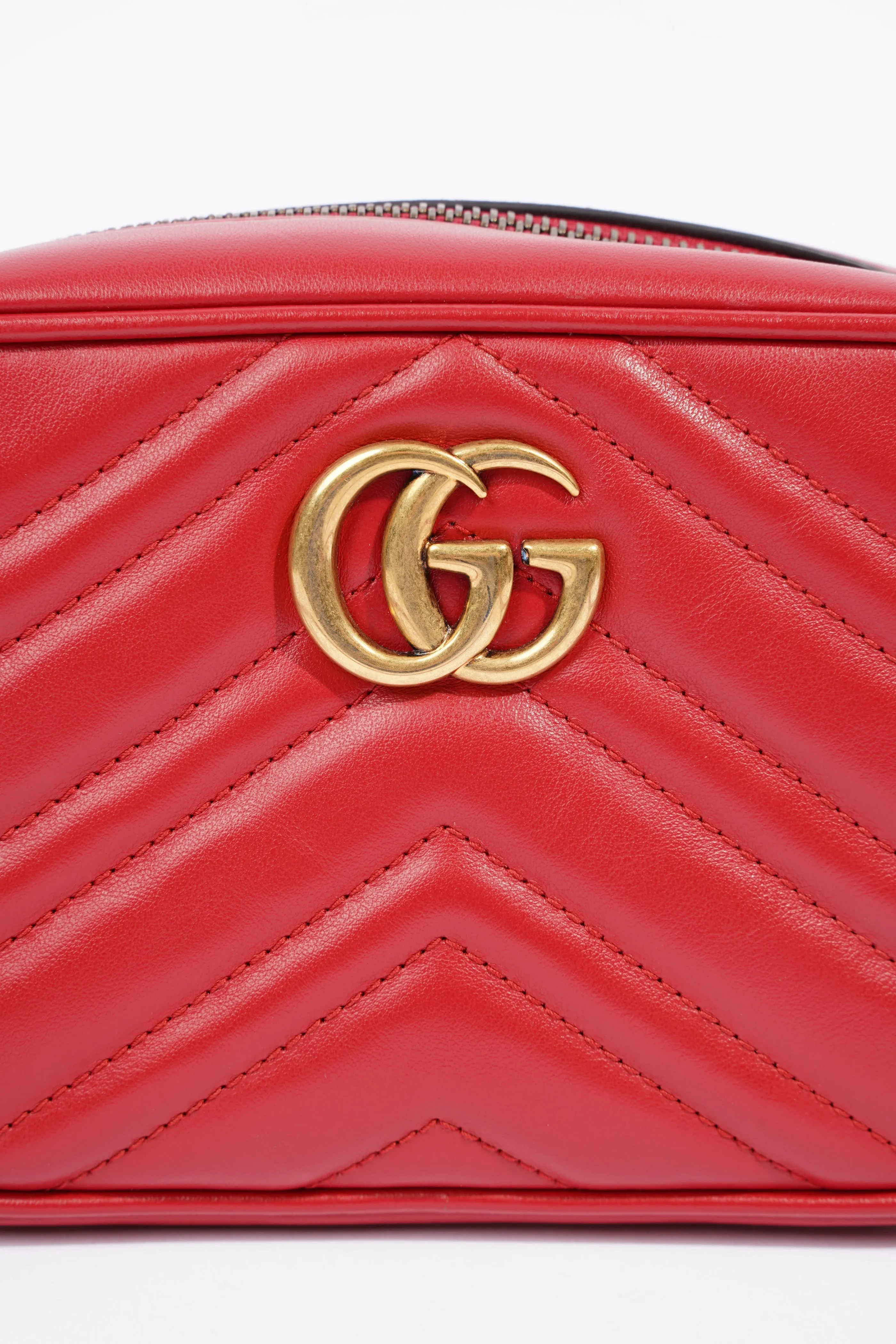 Gucci Womens Marmont Shoulder Zip Bag Red Leather Mini