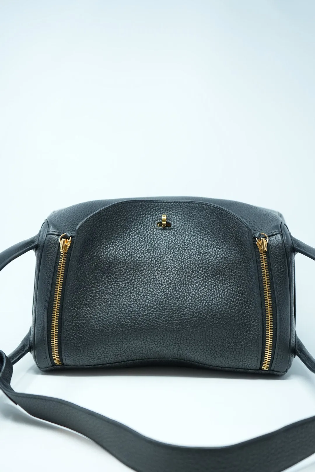 Hermes 2018 Lindy30 Togo Shoulder Bag Black