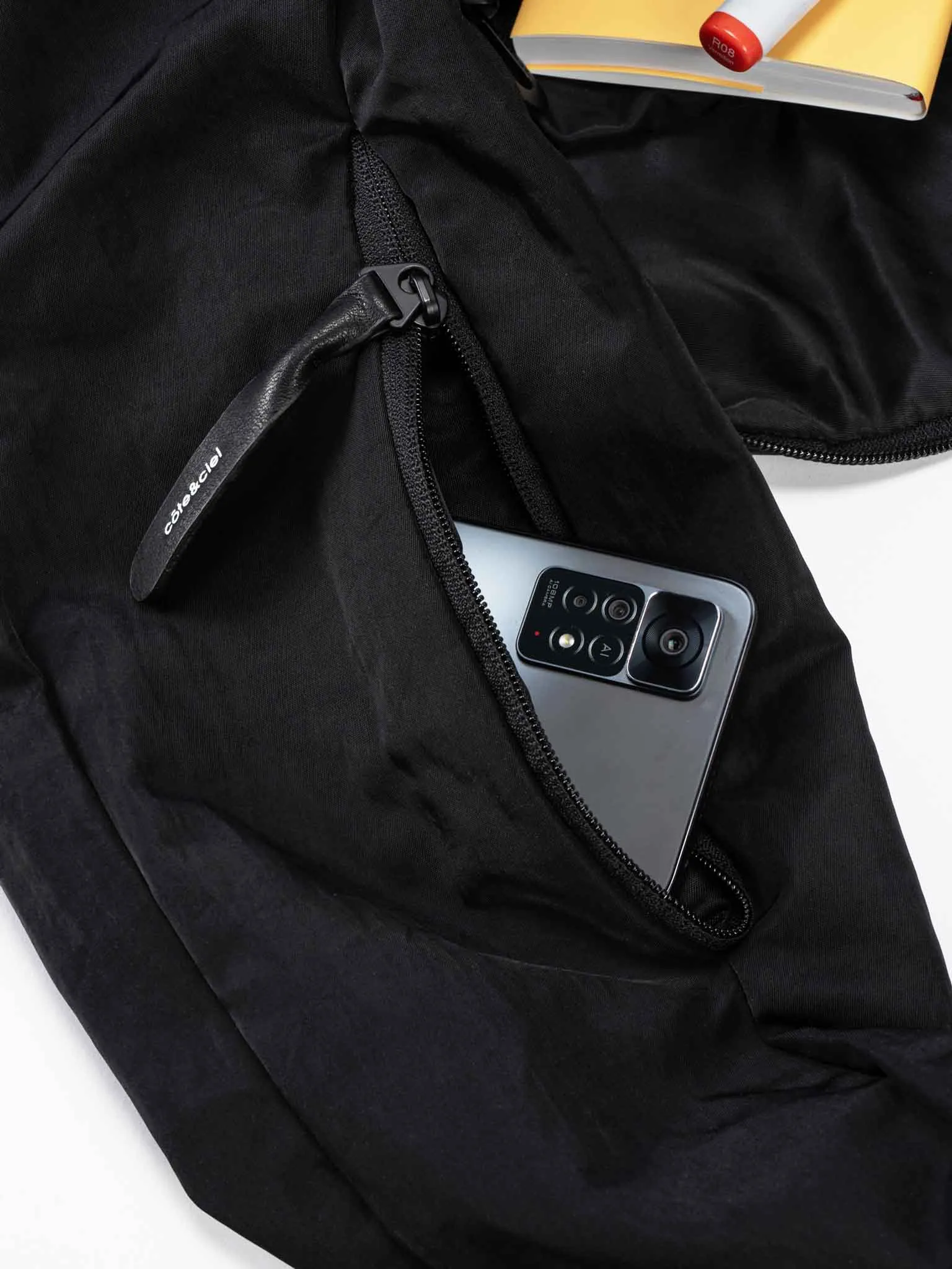 Hyco M Smooth Black Bag