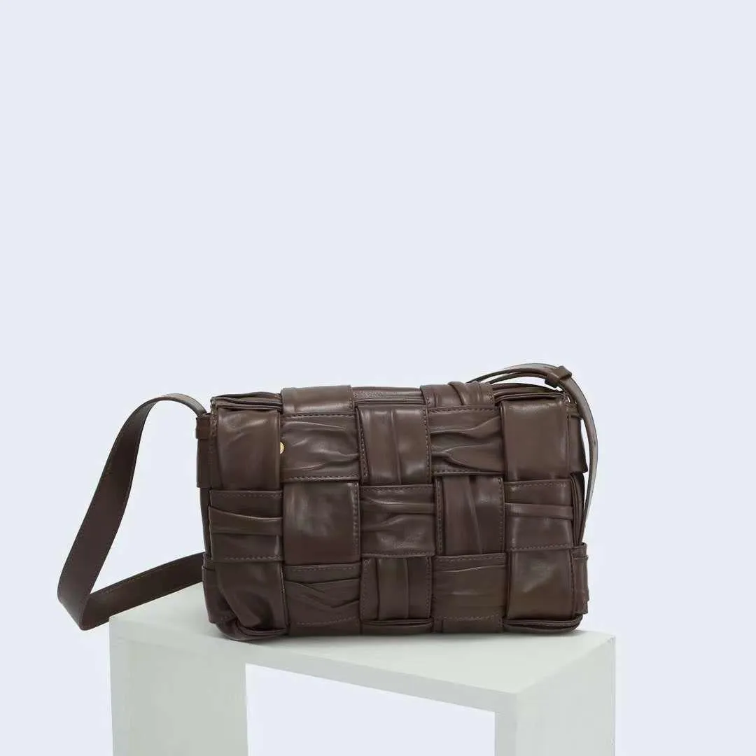 Italy Lambskin Leather Quilted Elegant Shoulder Bag | Wrinkle Leather Handwoven Bag, Trendy Boutique Designer Bag, Classic Style Leather Bag
