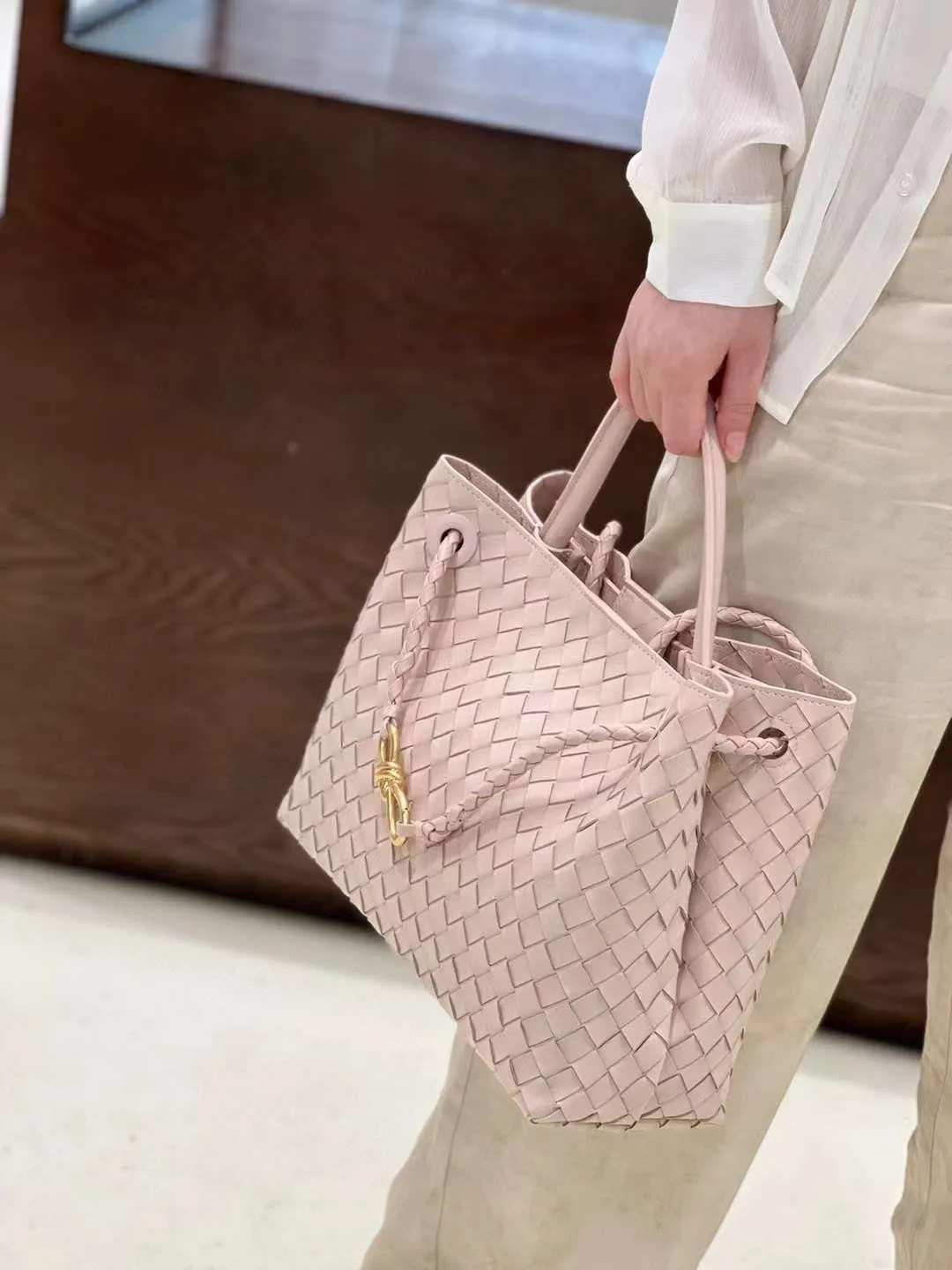 Lambskin Leather Knotted Intrecciato Shoulder Bag | Woven Handbag With Metal Buckle, Daily Fashion Designer Bag, Woven Shoulder Purse
