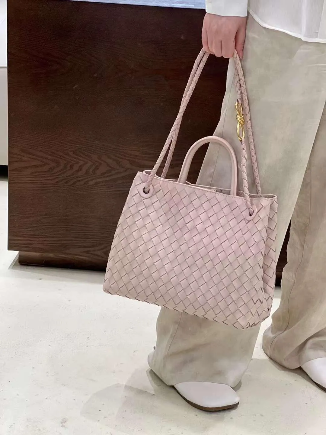 Lambskin Leather Knotted Intrecciato Shoulder Bag | Woven Handbag With Metal Buckle, Daily Fashion Designer Bag, Woven Shoulder Purse