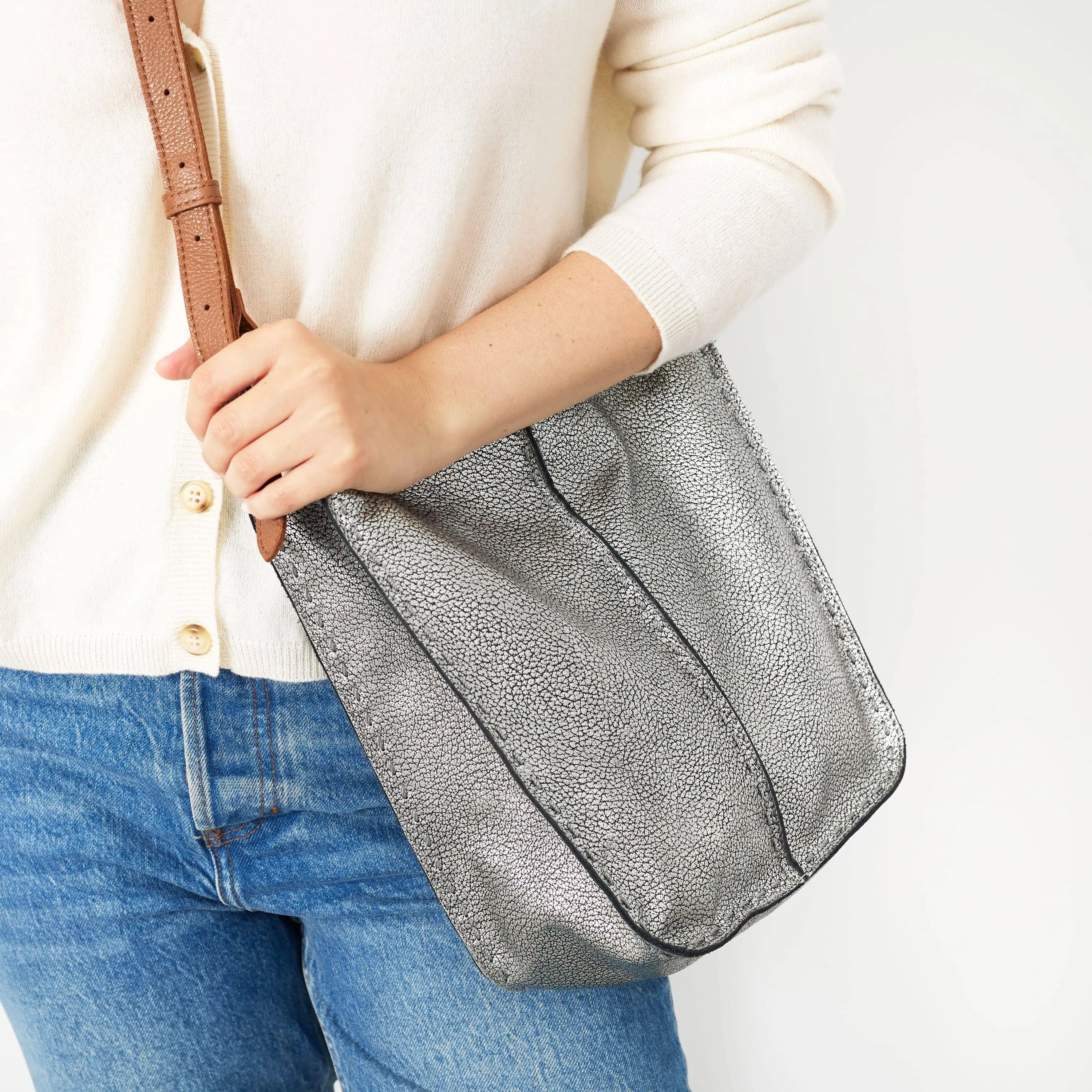 Los Feliz Crossbody - Leather - Dark Silver