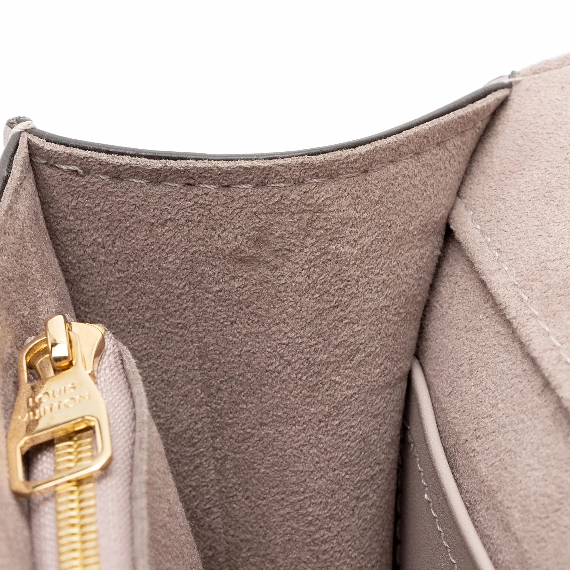 Louis Vuitton Calfskin Chain Louise Shoulder Bag (SHF-xSUMPv)