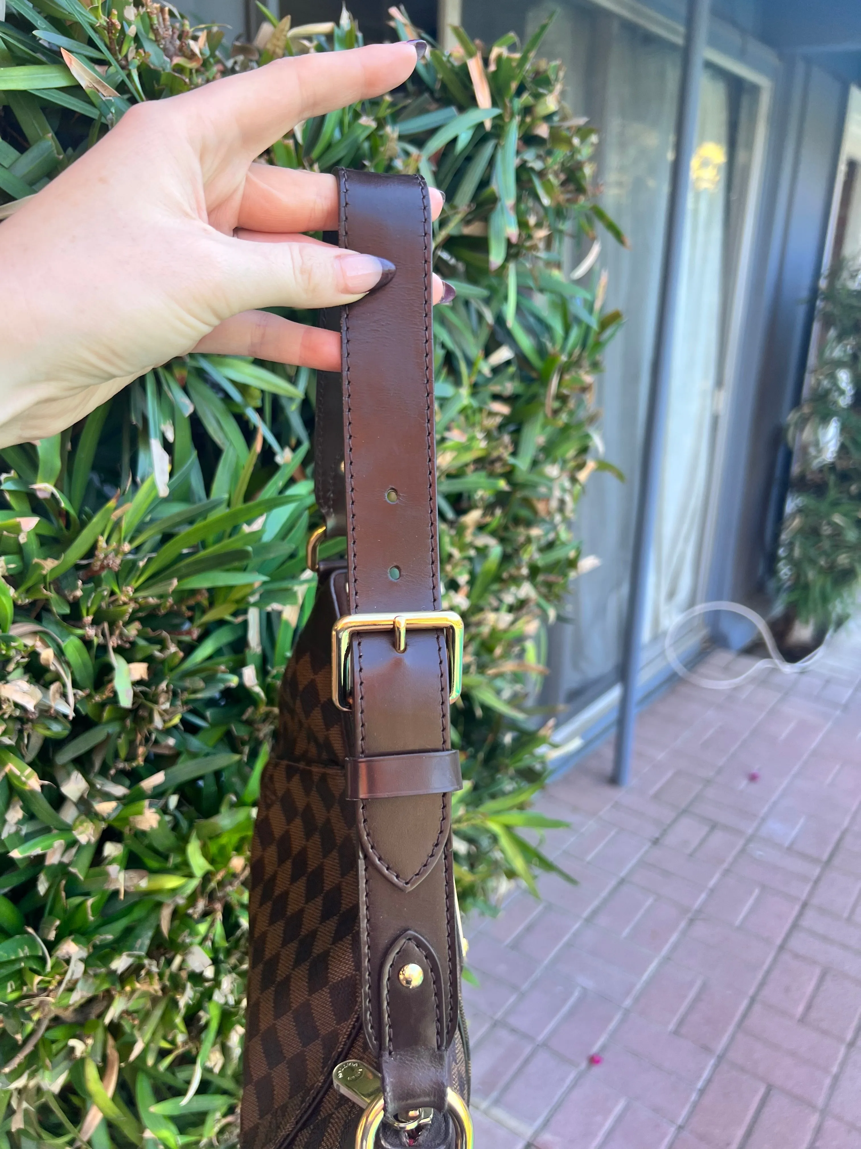 Louis Vuitton Damier Ebene Thames PM shoulder bag