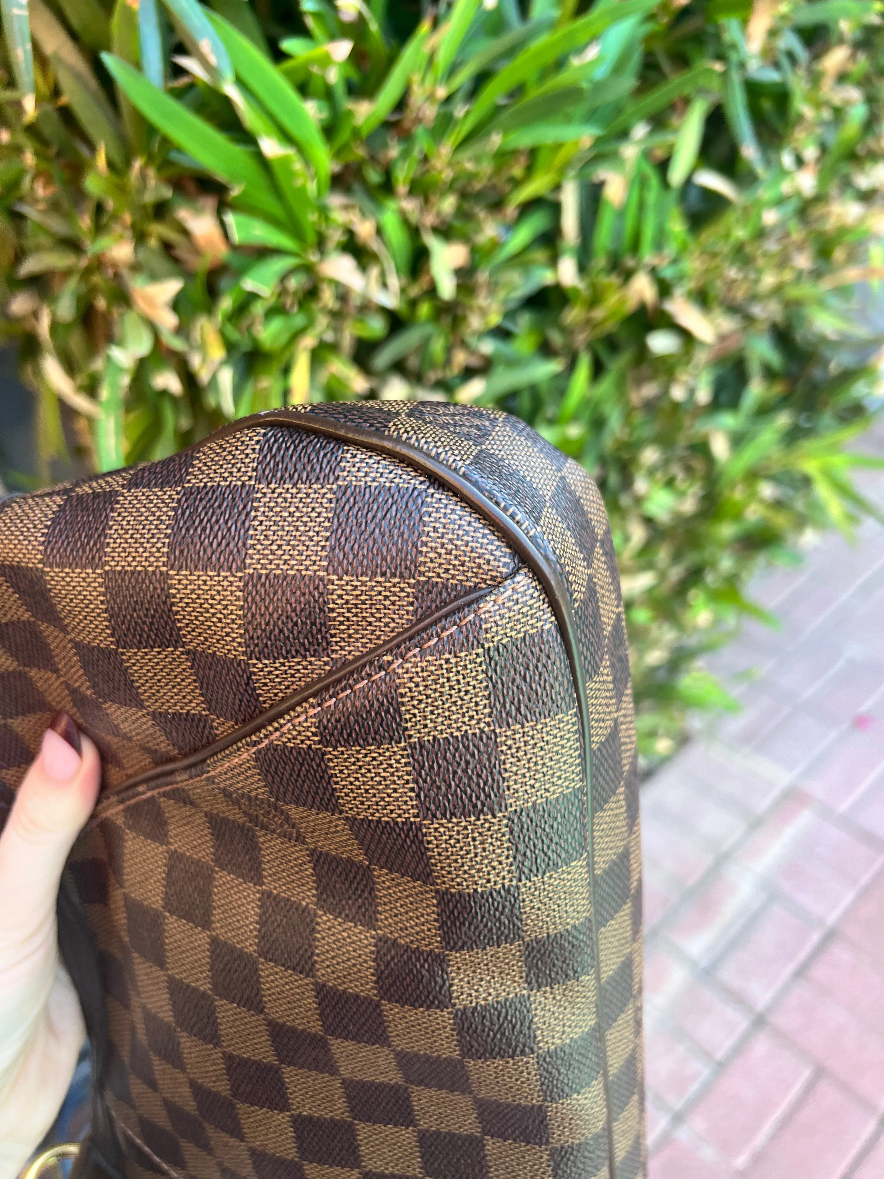 Louis Vuitton Damier Ebene Thames PM shoulder bag