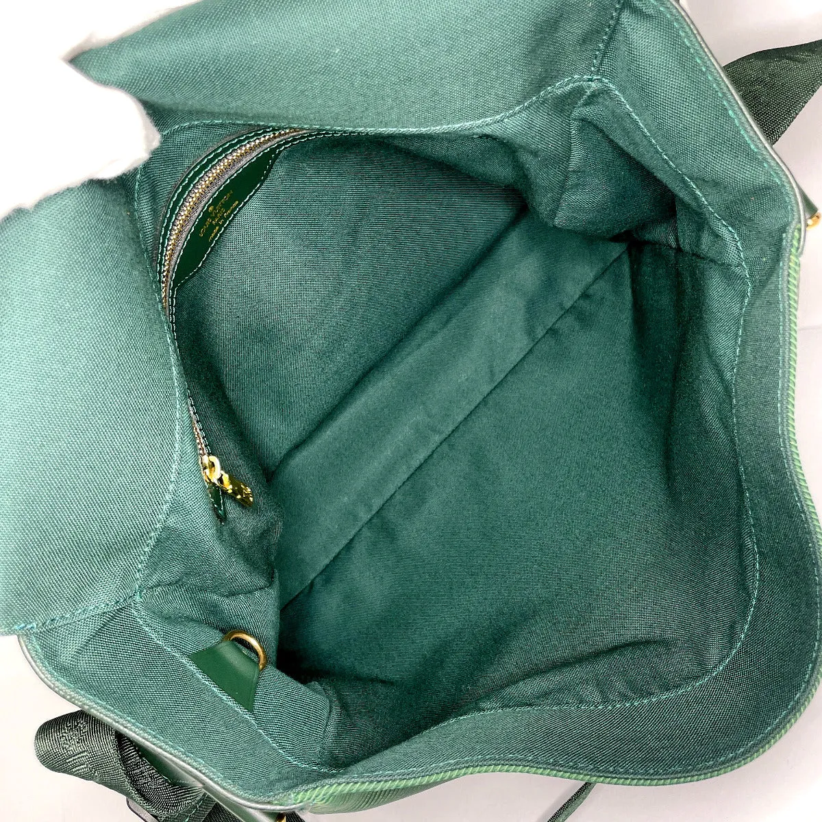 LOUIS VUITTON Shoulder Bag M30144 Taiga green Victor