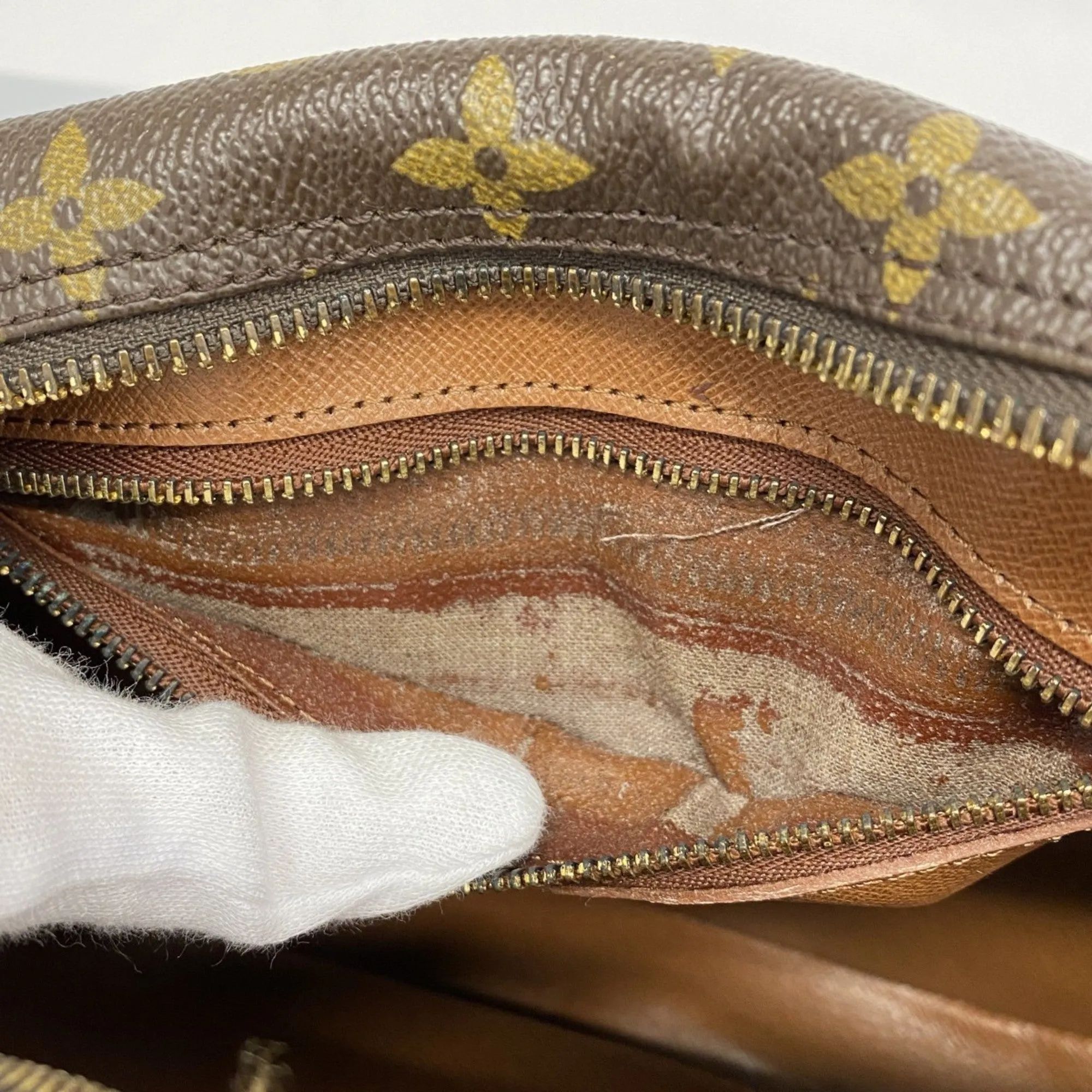 Louis Vuitton  Shoulder Bag