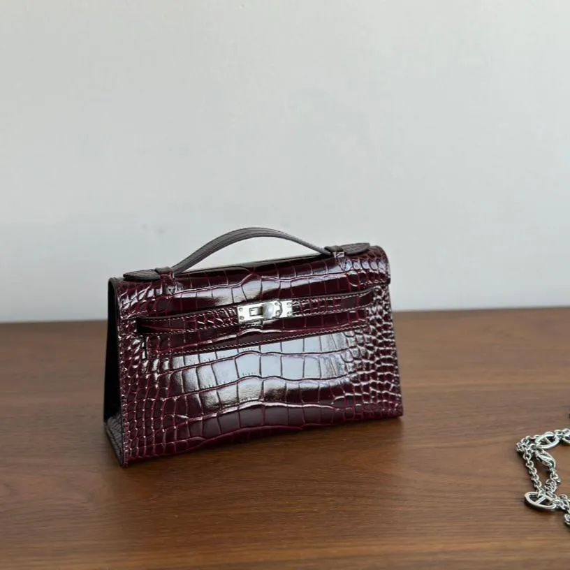 Luxury Classic Cowhide Leather Bag Mini Pig-nose Chain with Gold-Tone Hardware and Crocodile Pattern  A Must-Have Designer Bag, Evening Clutch, Party Bag, Christmas Gift for Her