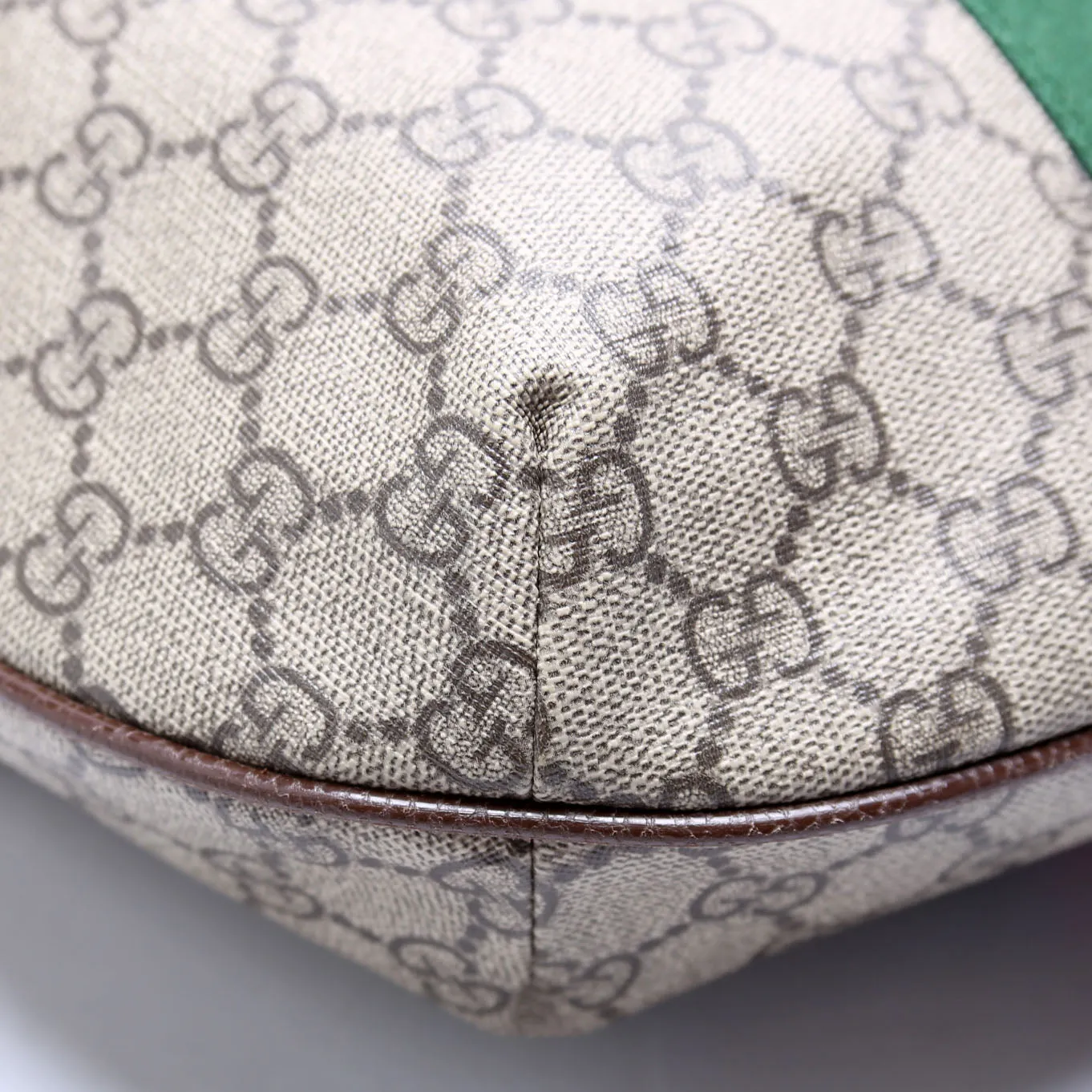 Ophidia Gucci Supreme Small Shoulder Bag 598125