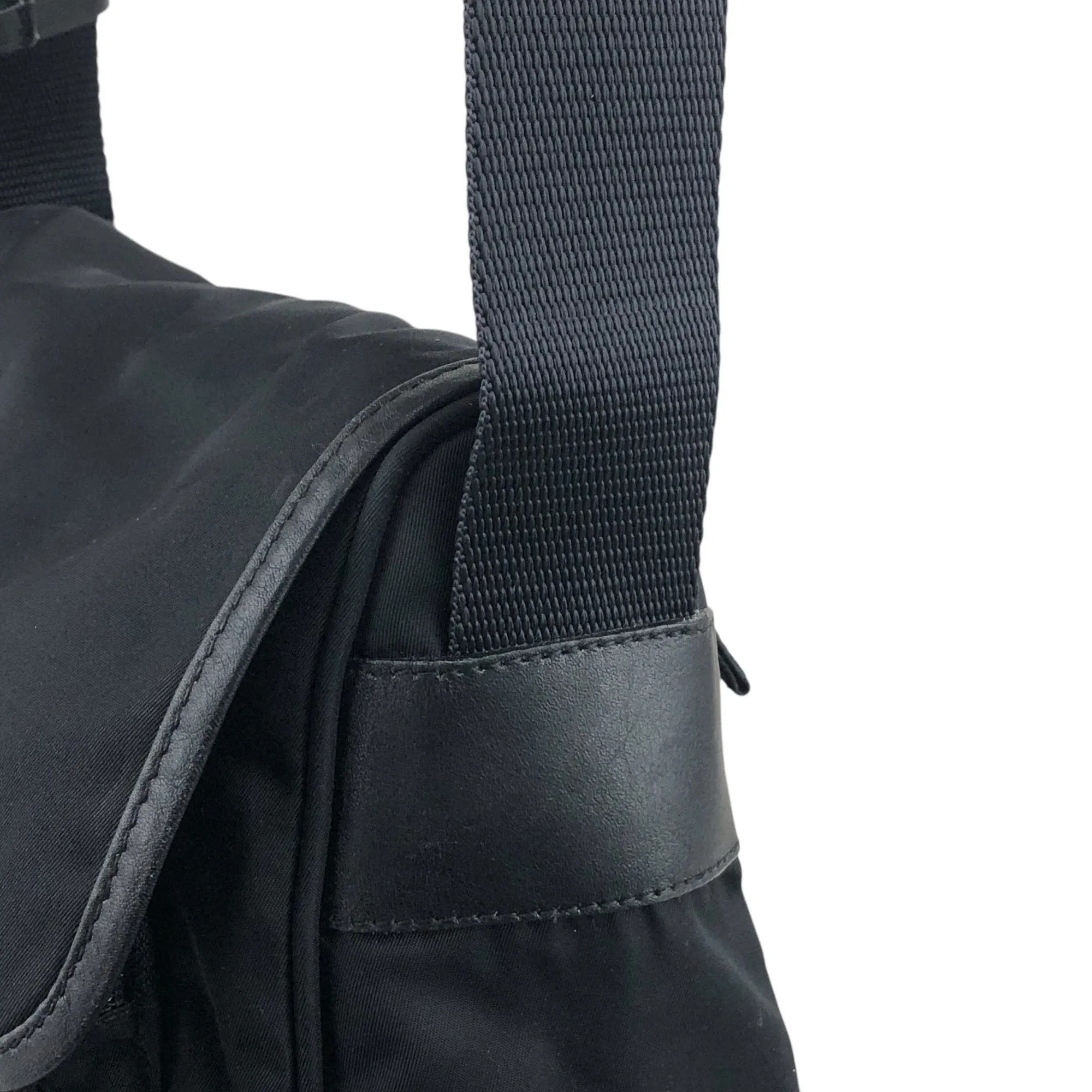 PRADA Triangle Logo Front Buckle Shoulder bag Black Vintage 5spz5k