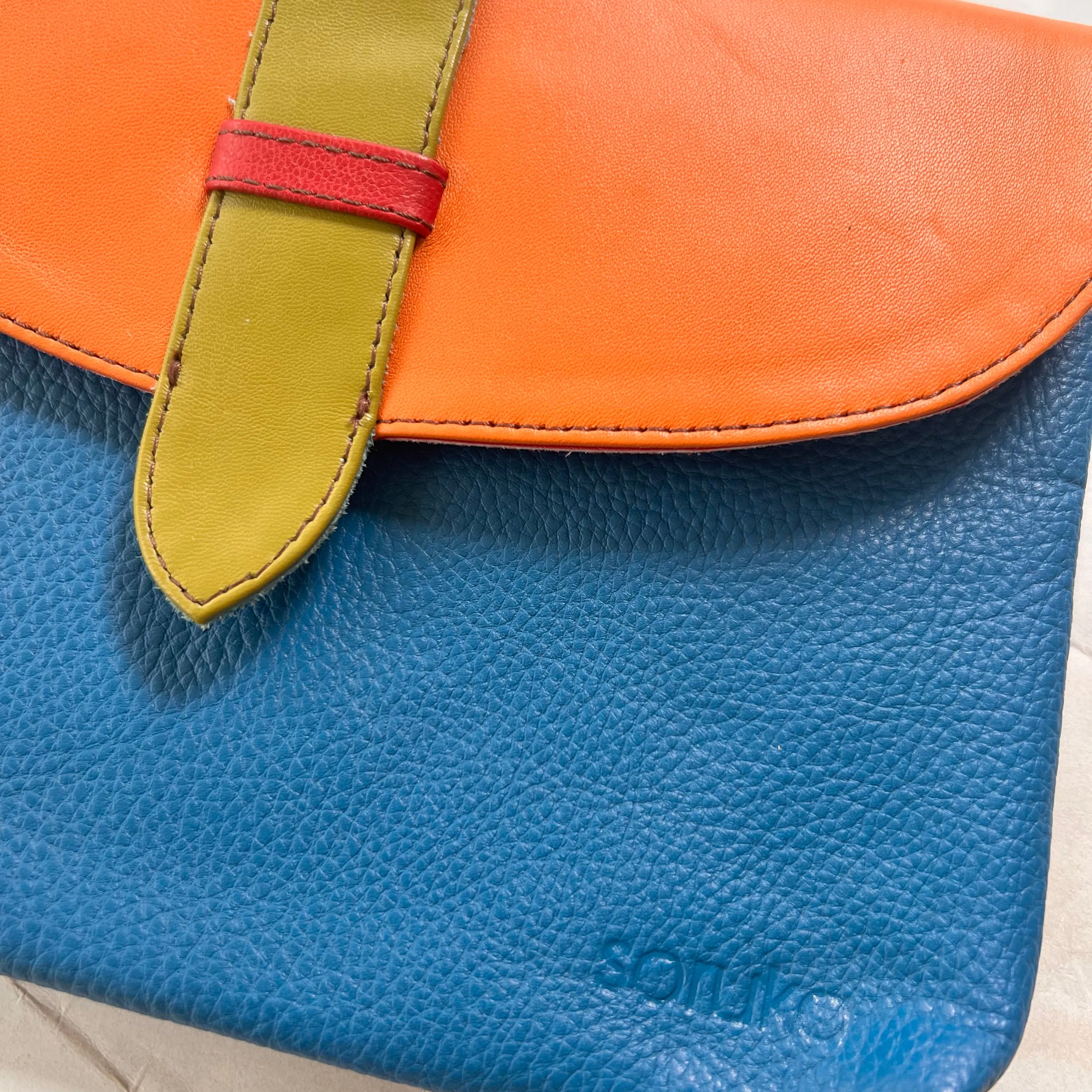 Soruka - Saddle Bag with Wristlet, Orange & Blue
