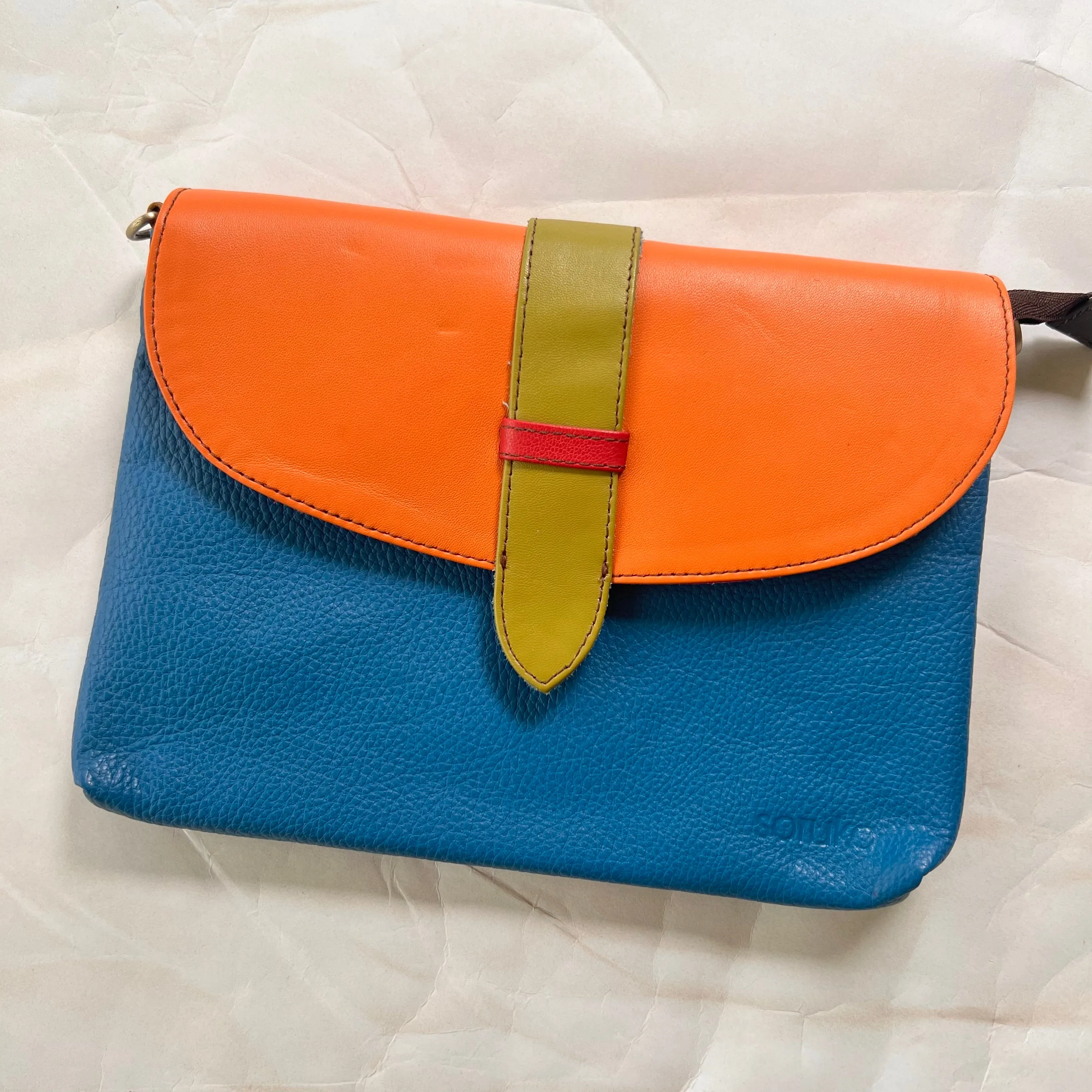 Soruka - Saddle Bag with Wristlet, Orange & Blue