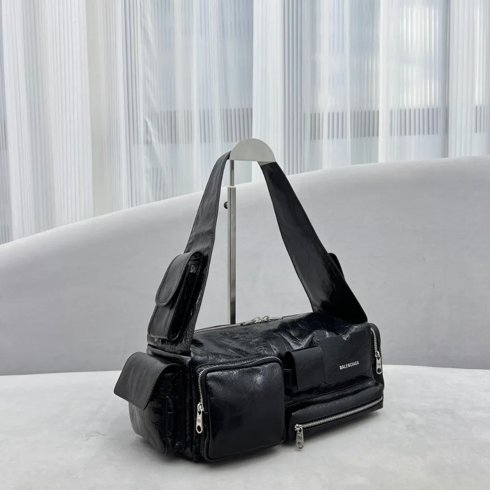 Superbusy Small Sling Bag in Black Leather Shoulder Bag for Men