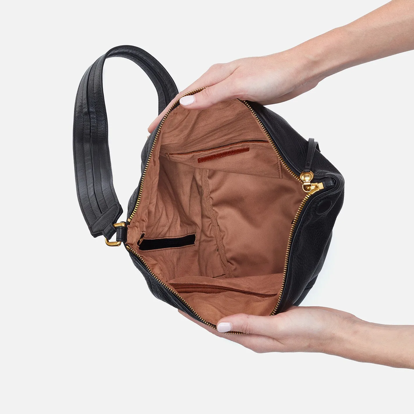 Sway Convertible Sling In Pebbled Leather - Black