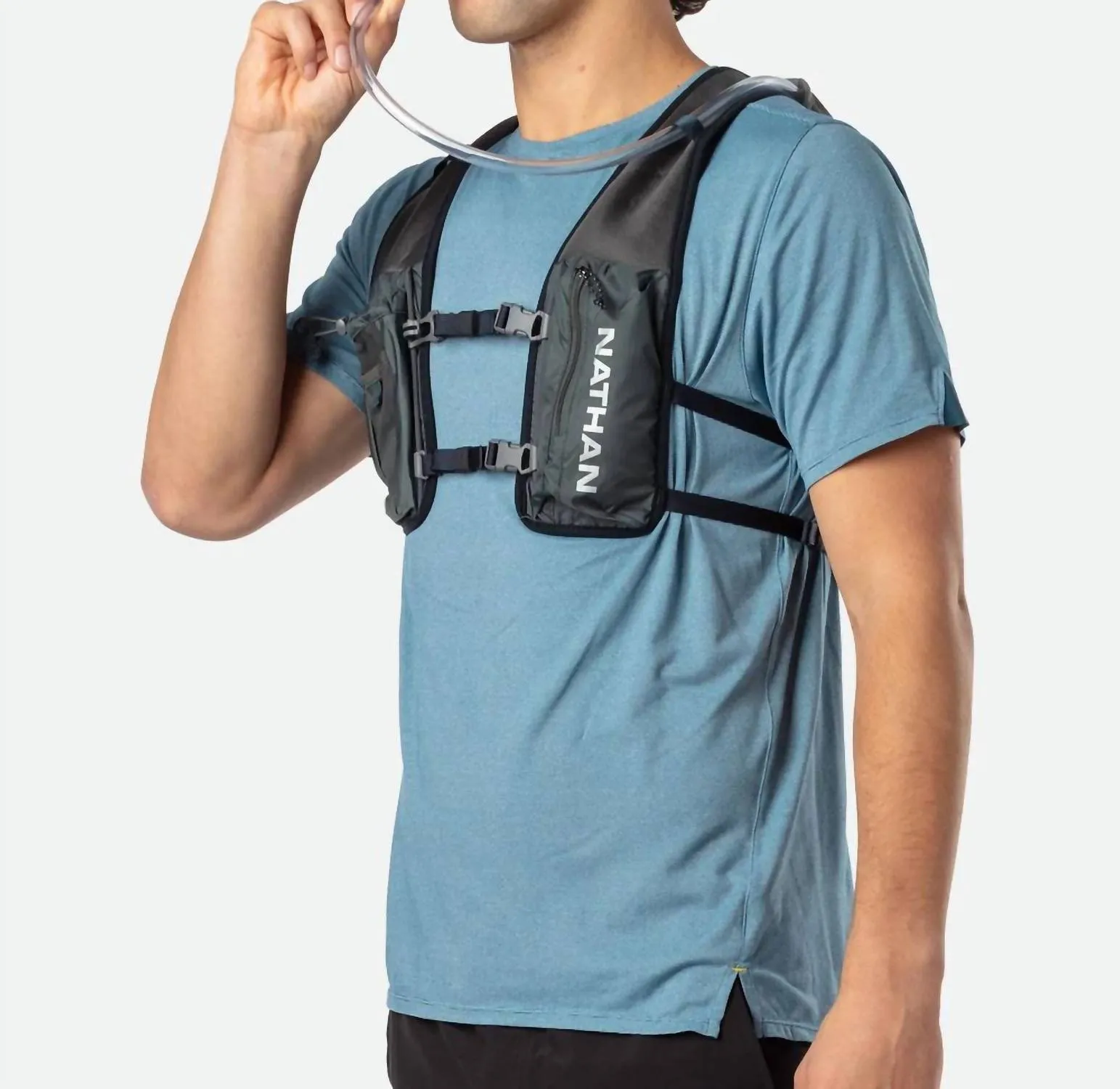Unisex Hypernight Quickstart 2.0 6 Liter Hydration Pack In Charcoal/reflective Silver