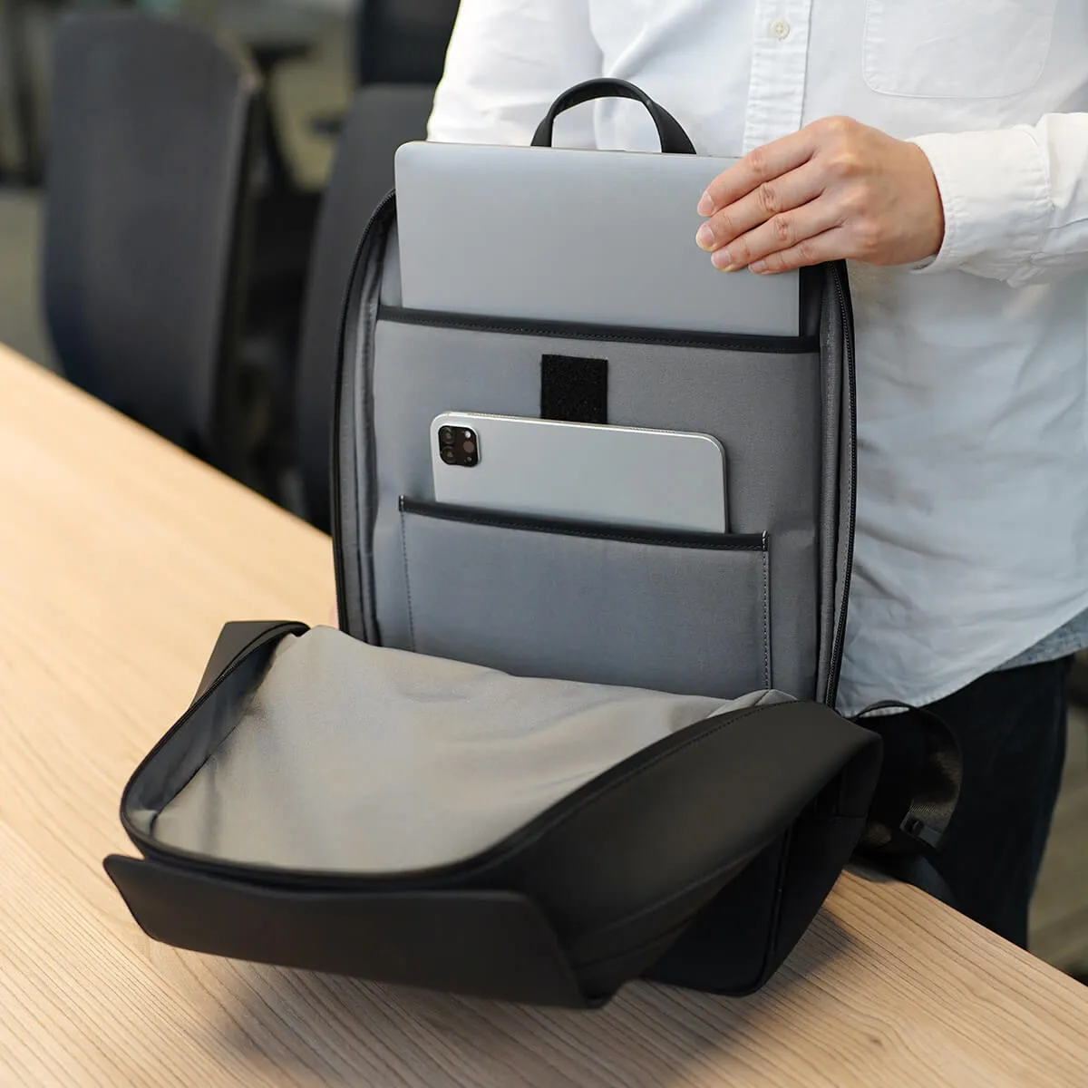 Vista Waterproof Backpack Pro