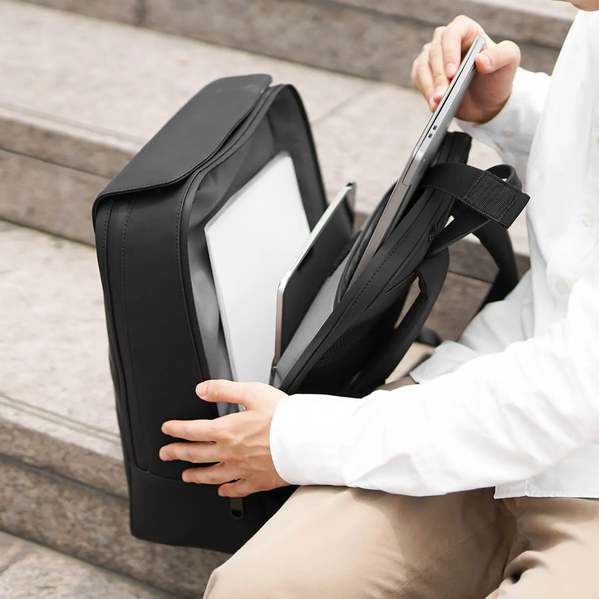 Vista Waterproof Backpack Pro